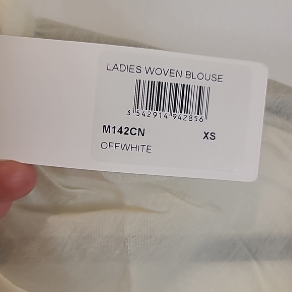 NWT Molly Bracken Women's Woven Long Sleeve Blouse Off White Sz XS - Picture 3 of 7